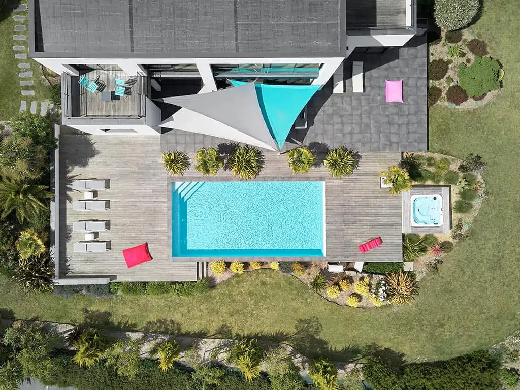 Photo piscine par drone à Pornic